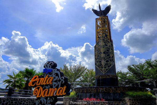 Destinasi Wisata Tanjung Selor dengan Pemandangan Luar Biasa Tugu Cinta Damai